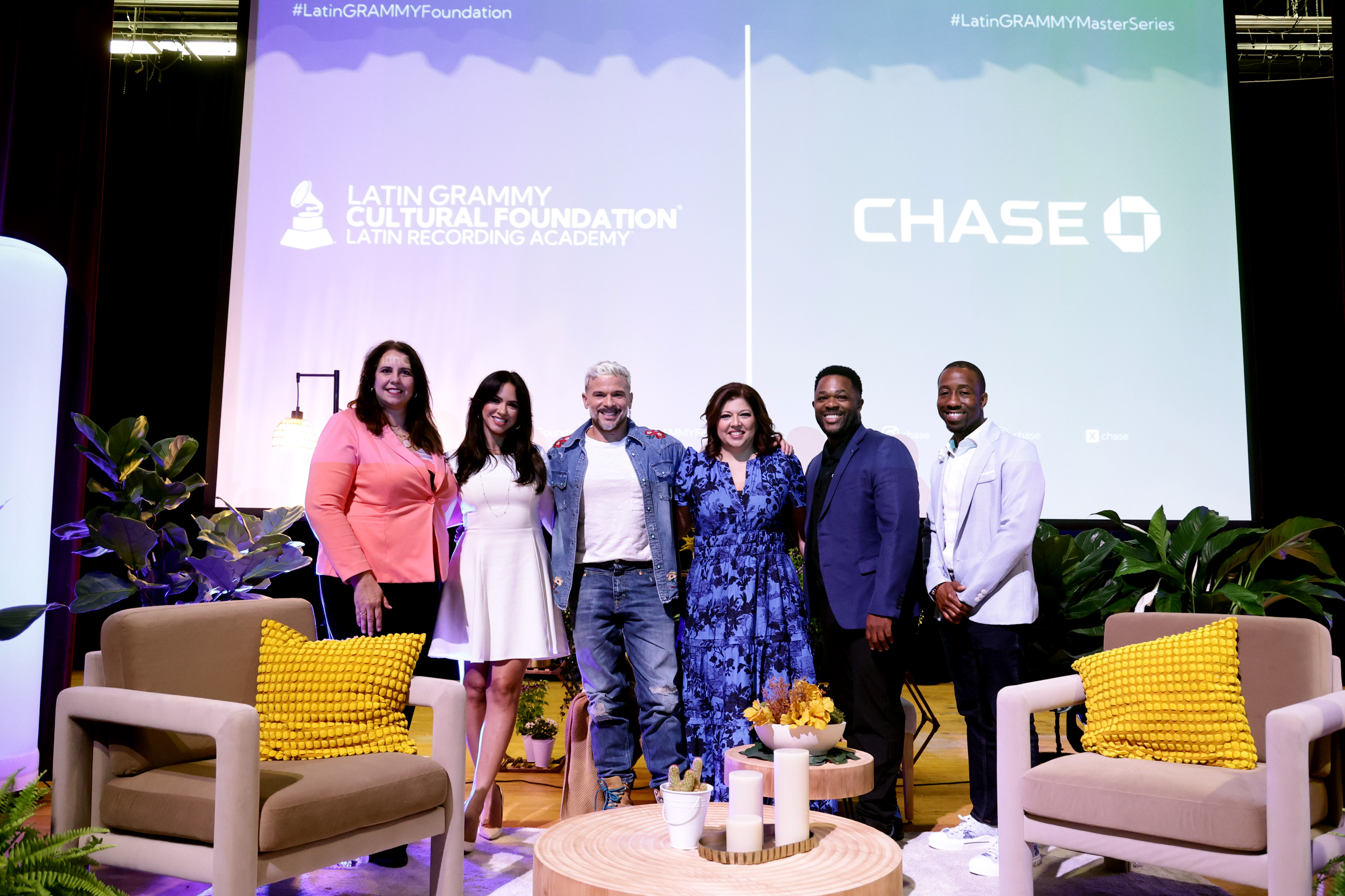 La Fundación Cultural Latin GRAMMY® y Chase Organizan Una Serie De Talleres Sobre Educación Financiera Para Estudiantes