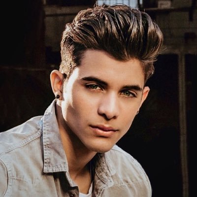 Erick Brian Colón | Artista | LatinGRAMMY.com