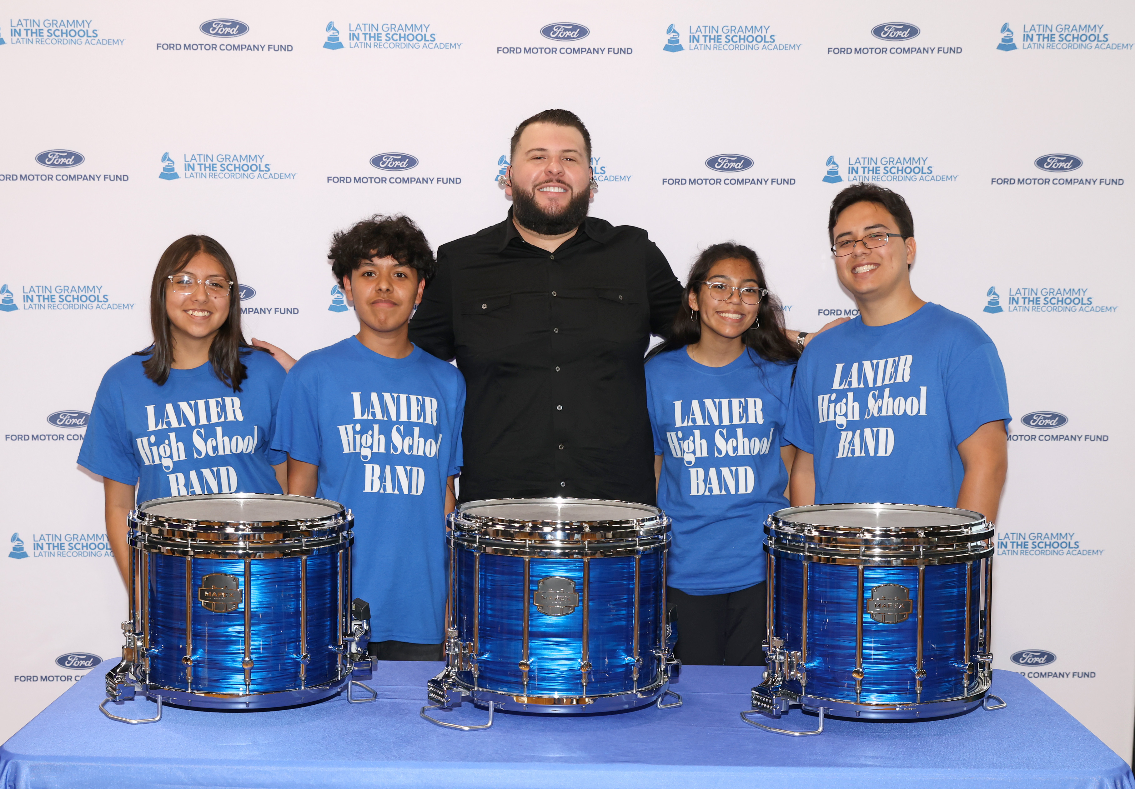 El Fantasma Joins Latin GRAMMY In The Schools™ Program Benefiting Sidney Lanier High School In San Antonio