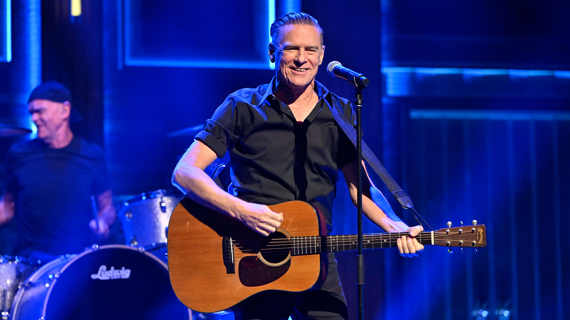 Bryan Adams - Gallery image 2
